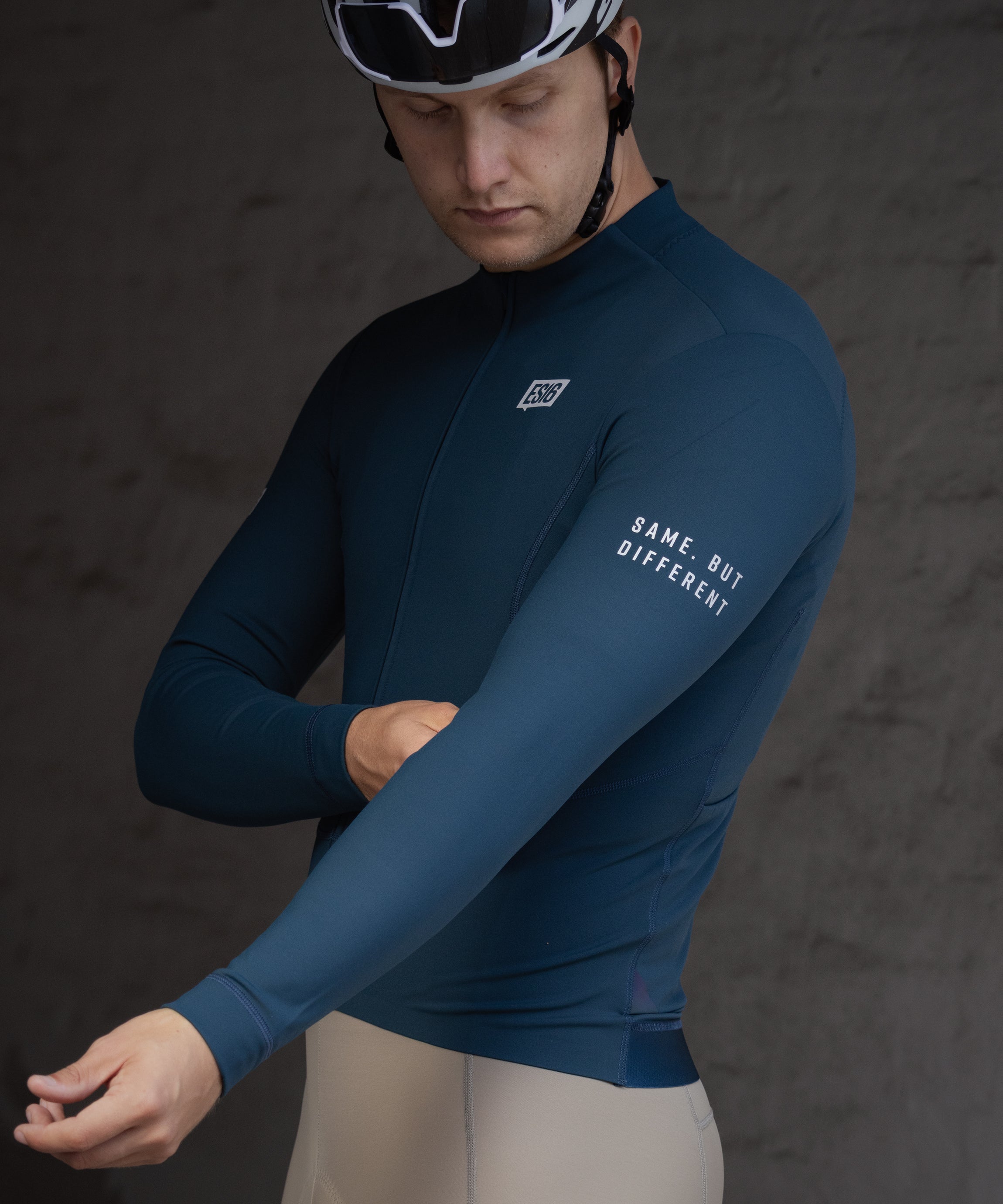 ES16 Thermal fleececykeltröja. Klassisk blå