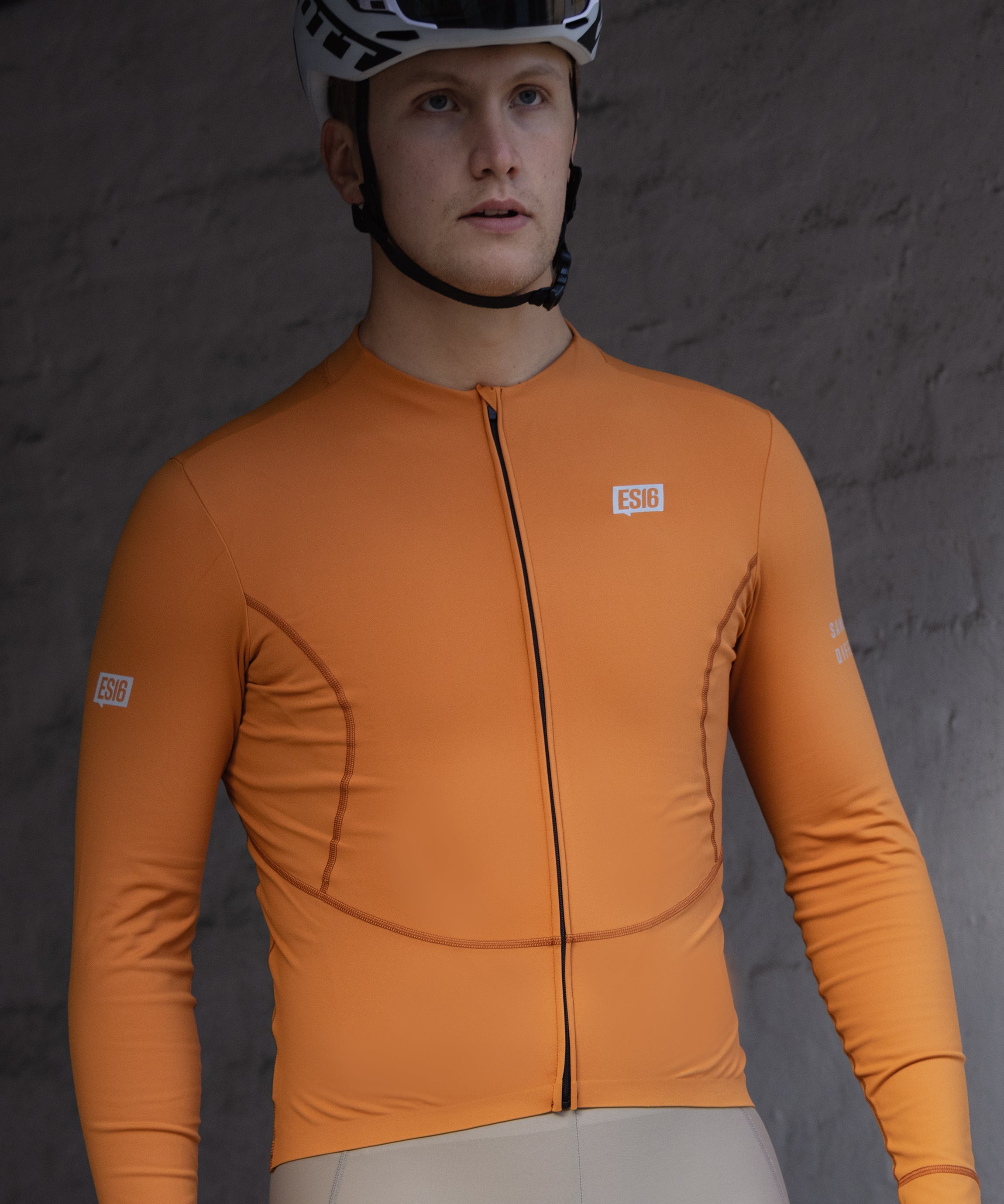 ES16 Termofleece cykeltröja. Brownsocker